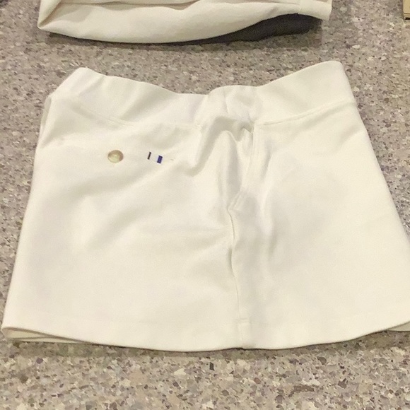 Kit & Ace, white stretch cotton shorts - Picture 3 of 4